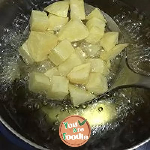 Braised potato with cuttlefish