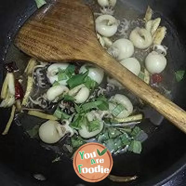 Braised potato with cuttlefish