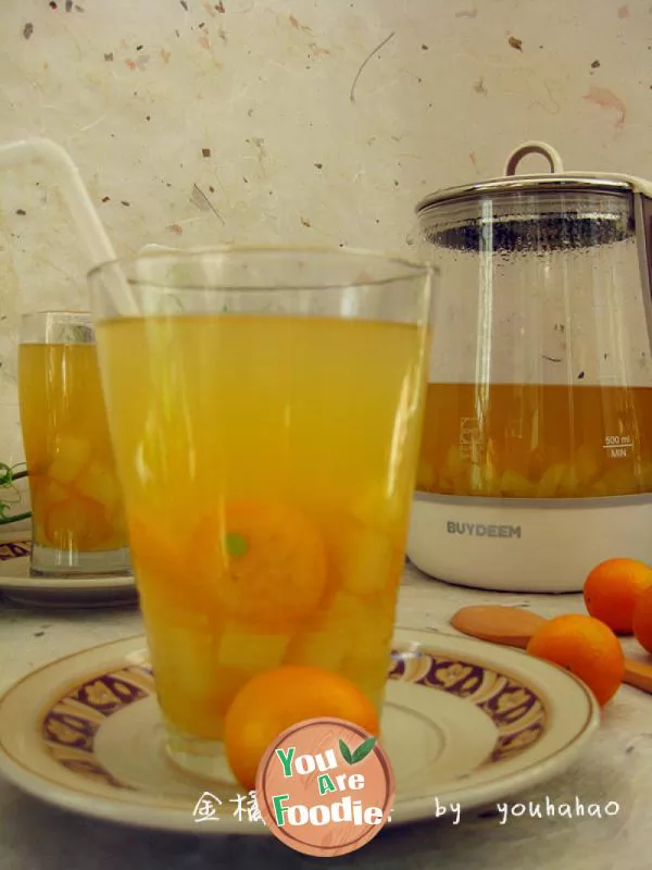 Warm and delicious kumquat Apple Tea Warm and delicious kumquat Apple Tea