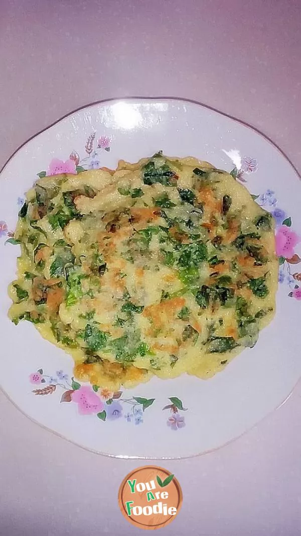 Egg cake with celery leaves -- delicious food for baby