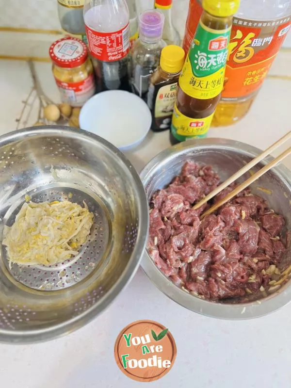 Stir fried Beef with Organic Pickled Cabbage