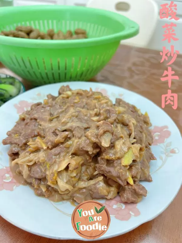 Stir fried Beef with Organic Pickled Cabbage