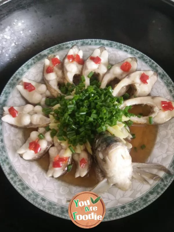 Steamed fish with peacock