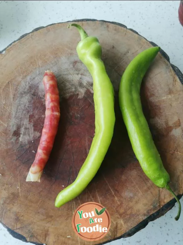 Fried sausage with pepper