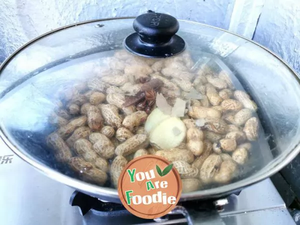 Boiled peanuts