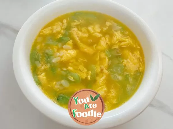 Silk gourd and egg soup