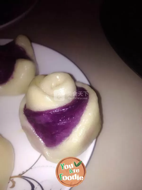 Purple potato steamed bread