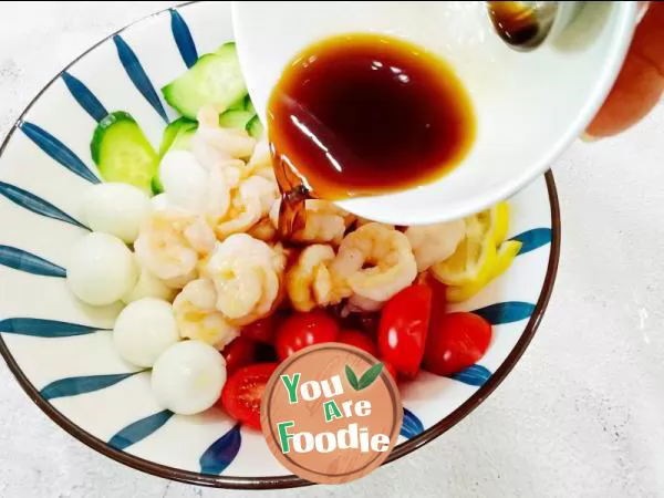 Liu Zhenhong girls must eat delicious food / shrimp salad with fruits and vegetables to reduce fat