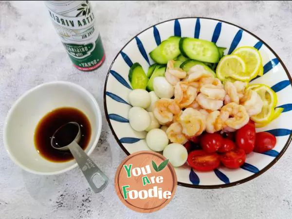 Liu Zhenhong girls must eat delicious food / shrimp salad with fruits and vegetables to reduce fat