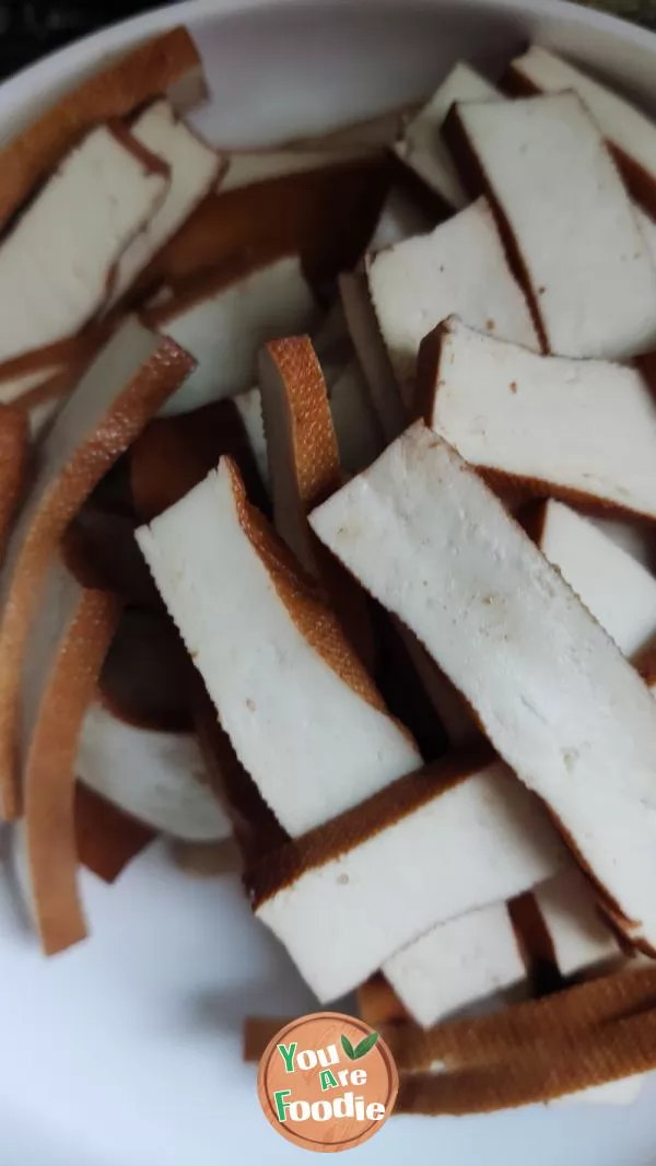 Stir fried dried tofu with green pepper