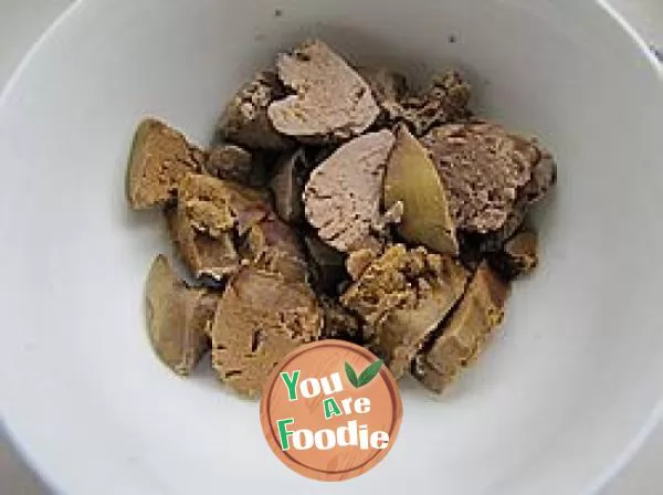 Chicken liver, fungus and oatmeal porridge