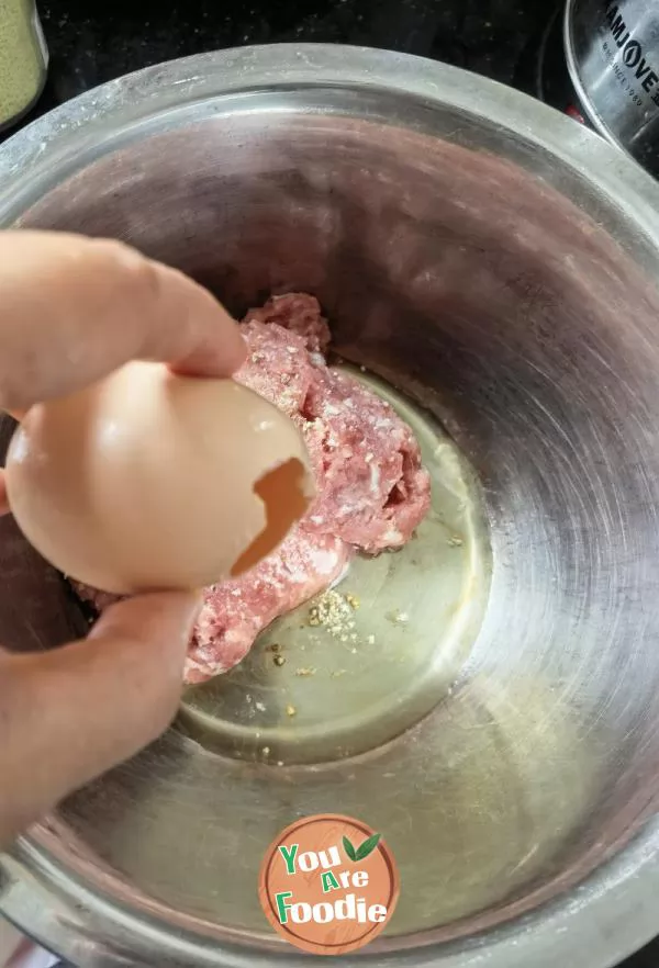 Steamed meatball soup