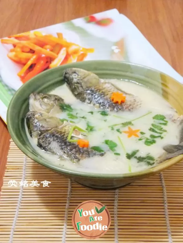 Crucian carp soup