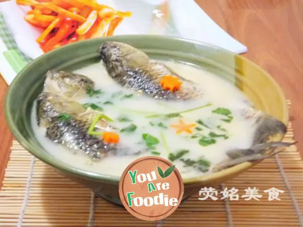 Crucian carp soup