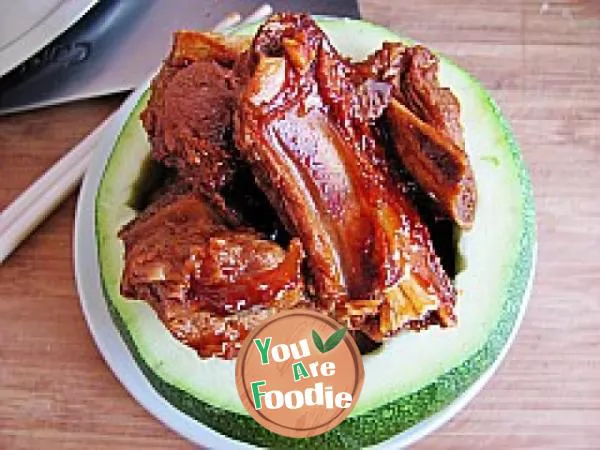 Steamed pork ribs with pumpkin