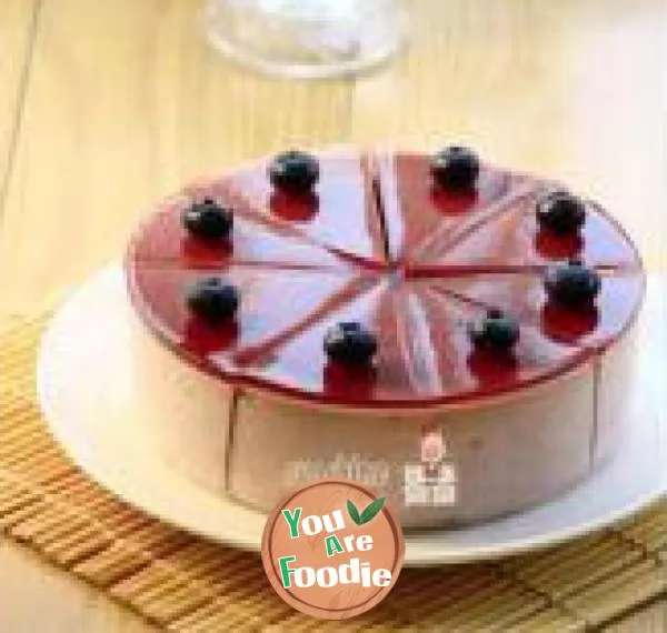 Hot weather makes us fall in love with mousse --------- blueberry Mousse Cake