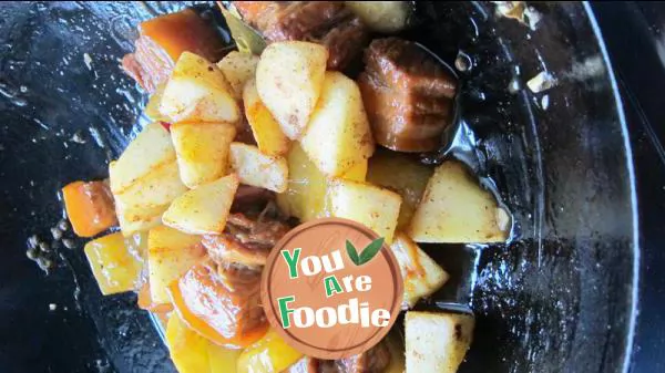 Tips: Braised Pork with crispy potatoes}