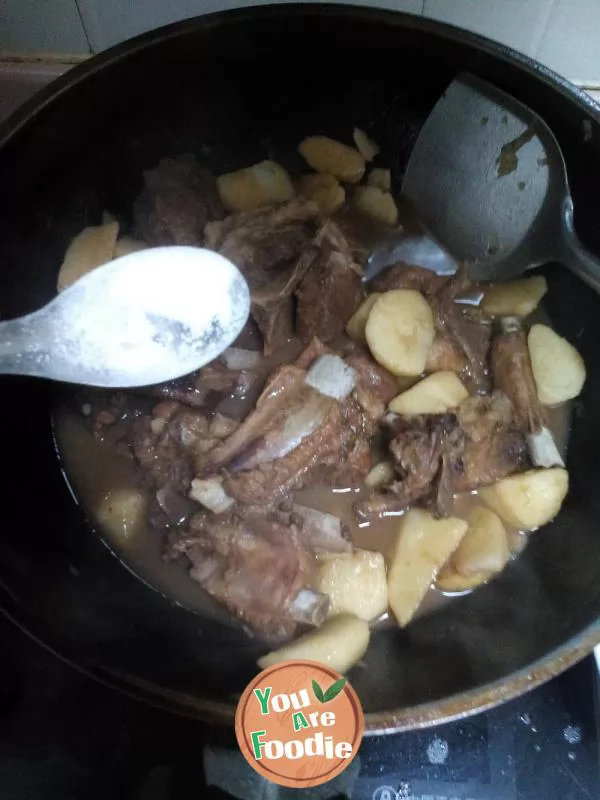 Stewed spareribs with Chinese yam