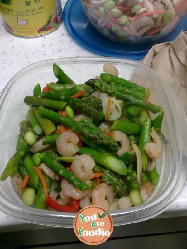 Shrimp-with-asparagus