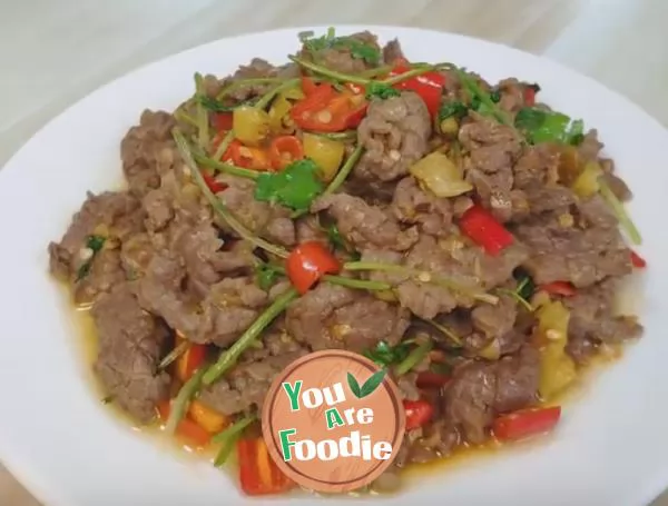 Sauteed Beef with Chili Sauce