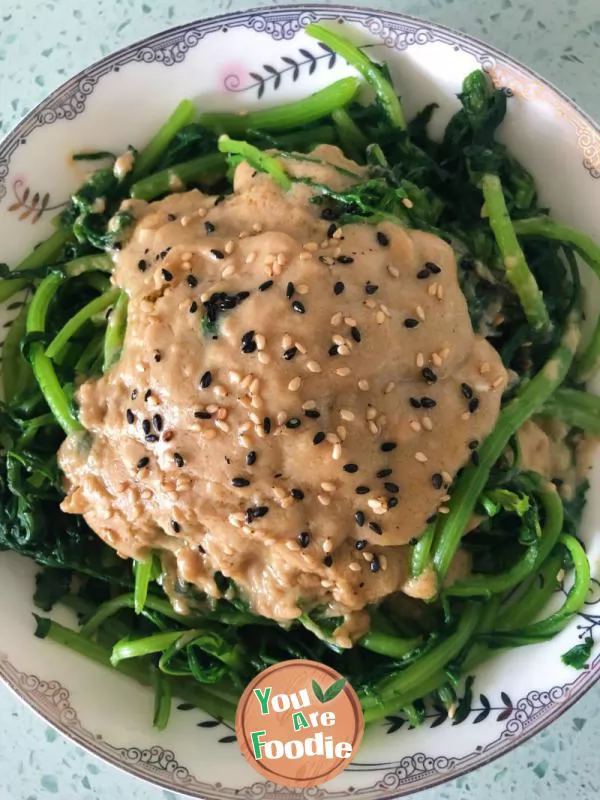 Chrysanthemum in sesame sauce