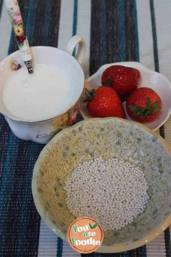 Easy, strawberry Sago