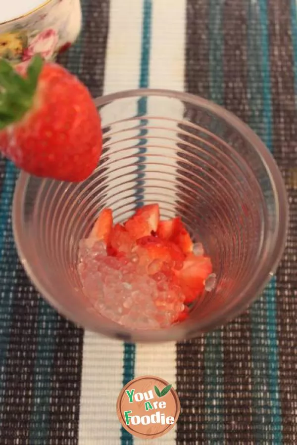 Easy, strawberry Sago