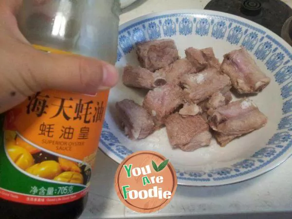 Steamed spareribs with oyster sauce