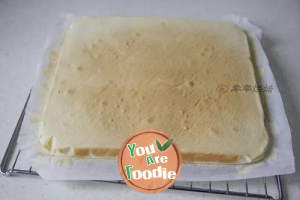 Patterned Qifeng cake roll