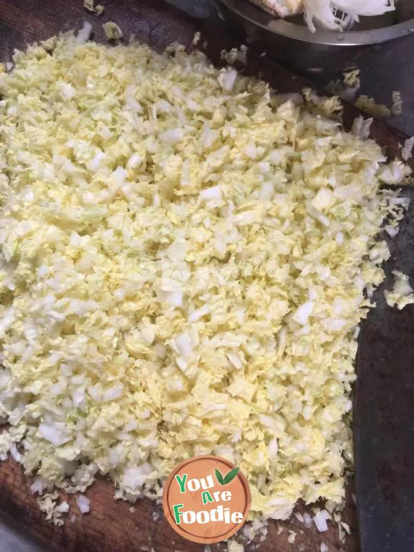 Cabbage and pork wonton