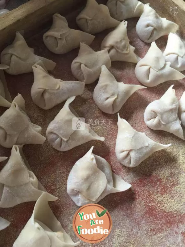 Cabbage and pork wonton