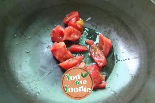 Fried yam with tomato and agaric