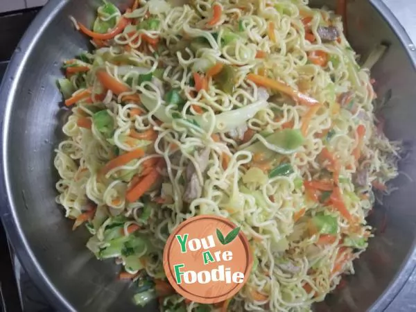 Stir-Fried Noodles with Vegetables