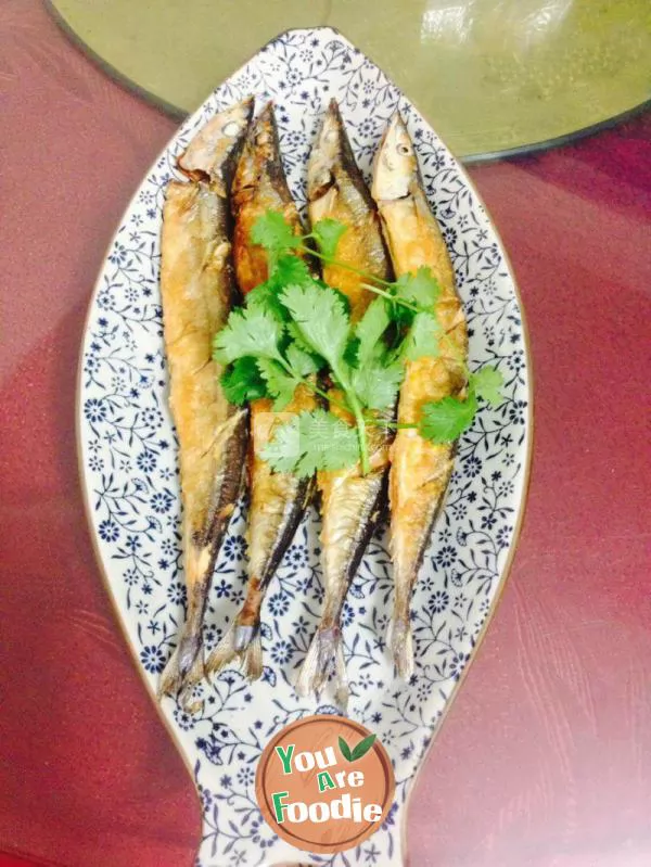 Fried saury