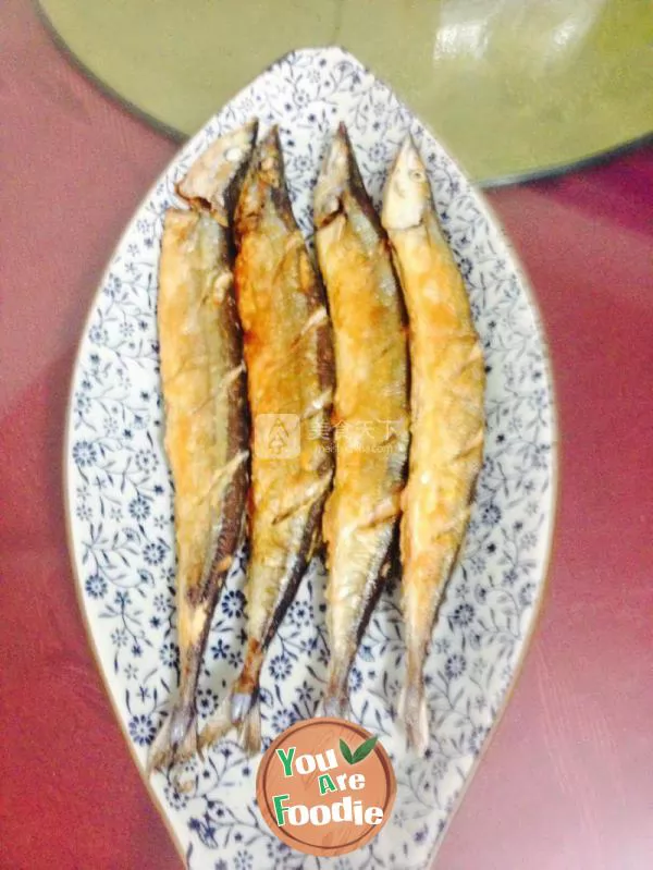 Fried saury