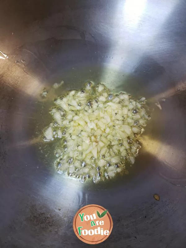 Stir fried sweet potato seedling