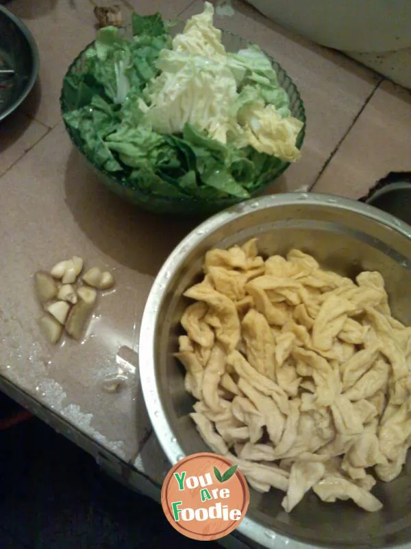 Fried beancurd with baby cabbage