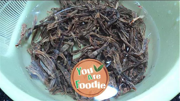 Dried bamboo shoots and beer duck