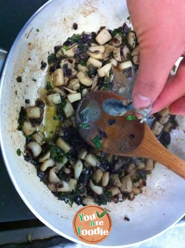 Cuttlefish pasta