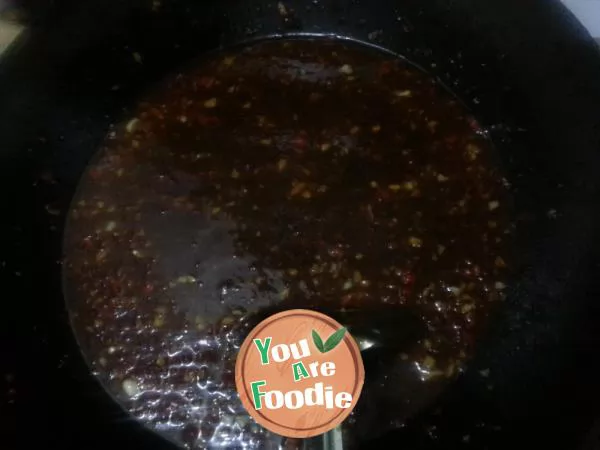 Garlic chilli sauce