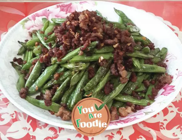 Simple dry fried string beans