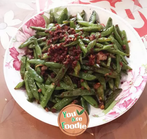 Simple dry fried string beans