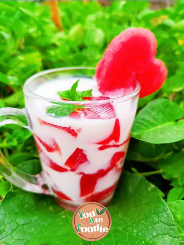 Watermelon frozen milk