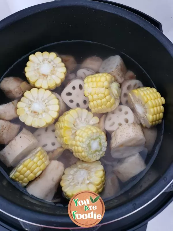 Lotus Root Corn Barrel Bone Soup