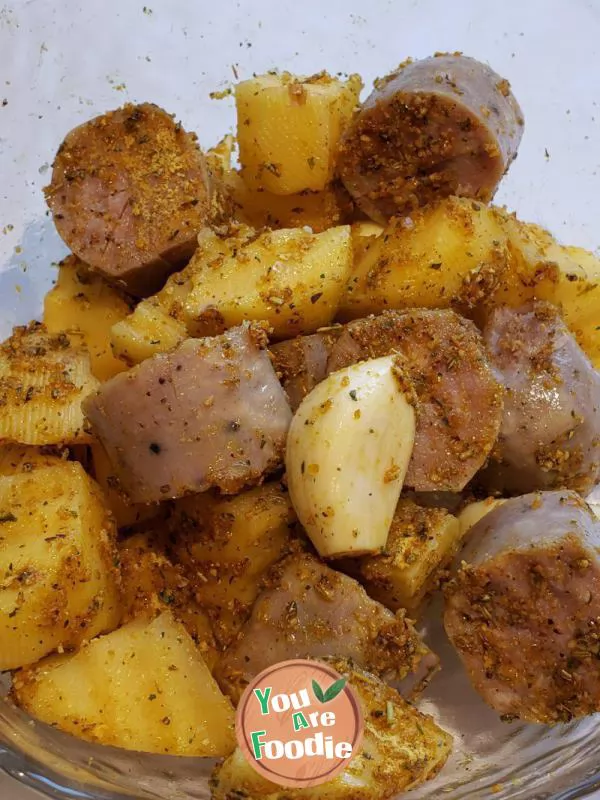 Garlic flavored potato sausage (air frying pan version)