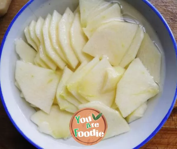 Apple sweet potato rice cake soup