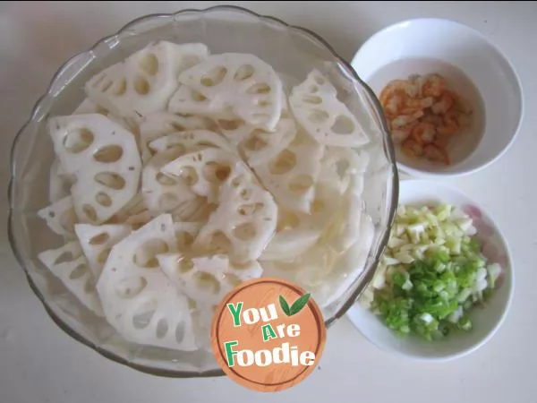 Lotus root slices with sea rice and scallion oil