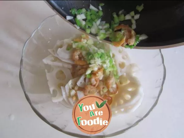 Lotus root slices with sea rice and scallion oil