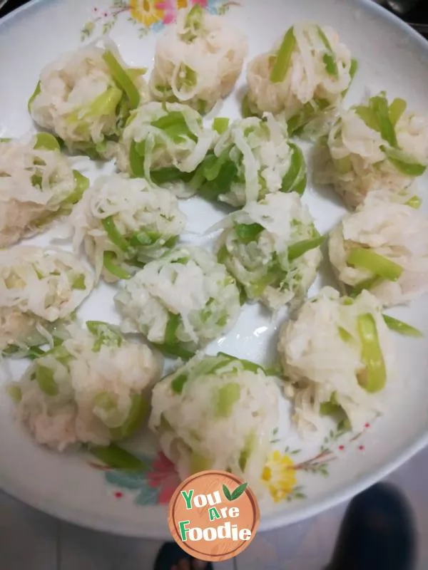 Steamed radish balls