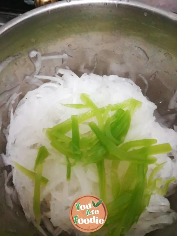 Steamed radish balls